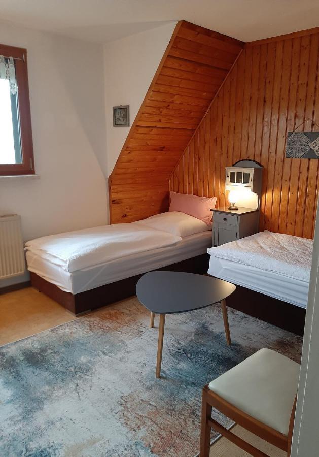 Haus Mit Ausblick 3 Schlafzimmer Wilkau-Hasslau Exteriör bild